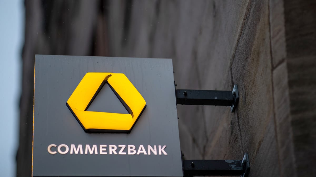 Commerzbank kurz vor dem K.O.? – UniCredit drückt, Morgan Stanley kassiert, der Bund verliert